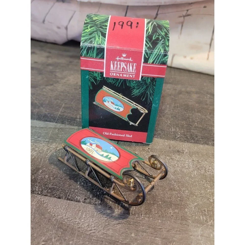 Hallmark 1991 old-fashioned sled ornament Xmas‎ decor